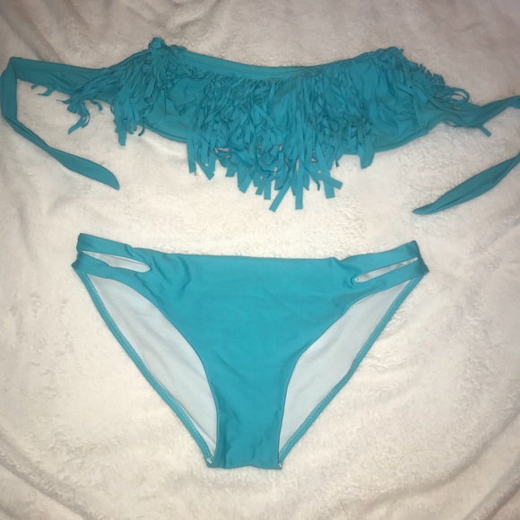 🚨🚨SOLD🚨🚨 Bikini set, unknown brand - Picture 2 of 8